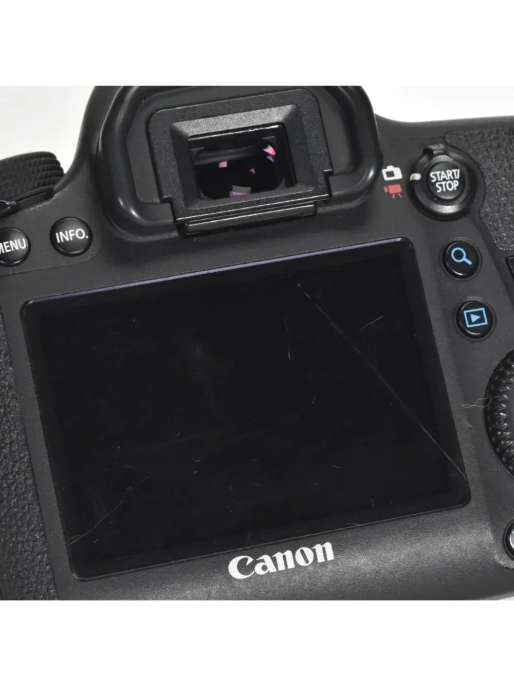 Canon EOS 6D DSLR Camera 20.2MP Canon 28-135mm Lens Full Frame WiFi GPS 64GB SD